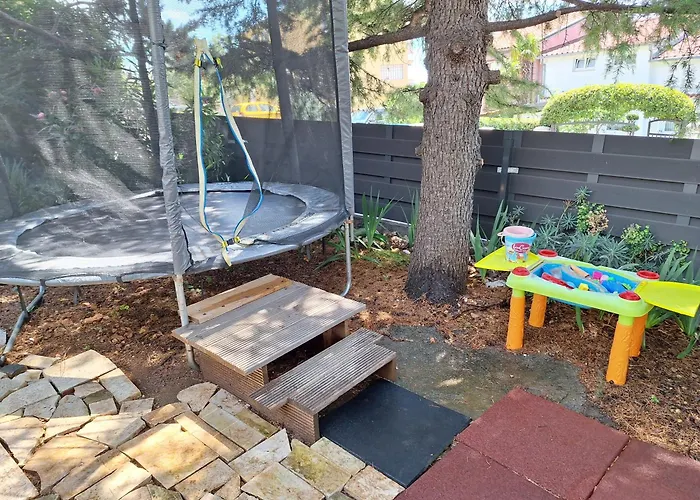 With Terace Apartamento